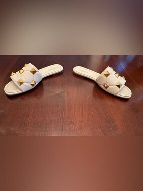 Valentino Garavani Rockstud Quilted Leather Slide Sandals